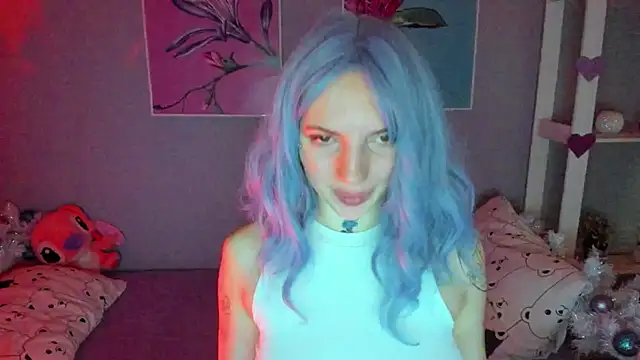 Snapshot of AnneTenet chatting on 12/20/24, 09:11 AnneTenet online show from 12/20/24, 09:11