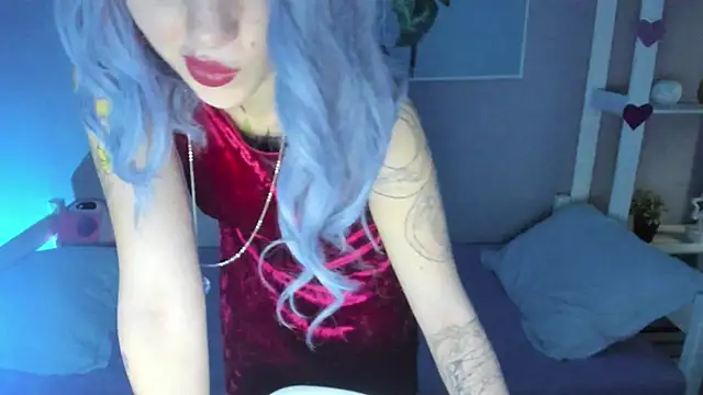 Snapshot of AnneTenet chatting on 01/12/25, 09:08 AnneTenet online show from 01/12/25, 09:08