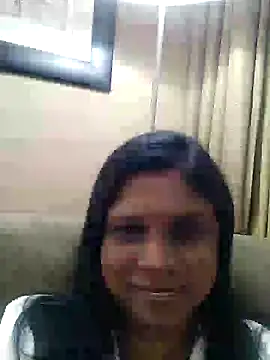 Snapshot of Sensual_indian7 chatting on 12/13/24, 05:00 Sensual indian7 online show from 12/13/24, 05:00