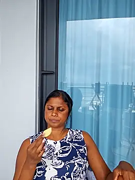 Snapshot of Sensual_indian7 chatting on 03/10/25, 09:53 Sensual indian7 online show from 03/10/25, 09:53