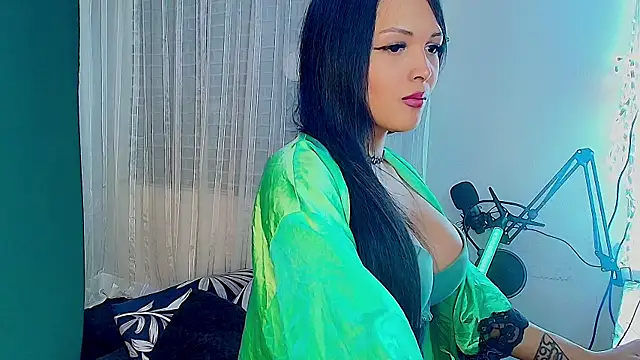 Snapshot of MOMMYJEVAA chatting on 04/30/26, 01:56 MOMMYJEVAA online show from 04/30/26, 01:56