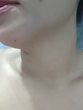 girldam95 online show from 12/16/25, 07:35