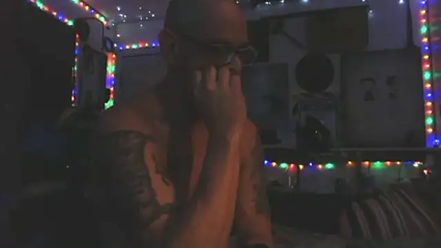 Buffshagswell online show from 12/19/25, 10:11