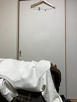 ryusei18570 online show from 01/07/25, 12:09