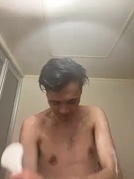 ryusei18570 online show from 02/04/25, 02:21