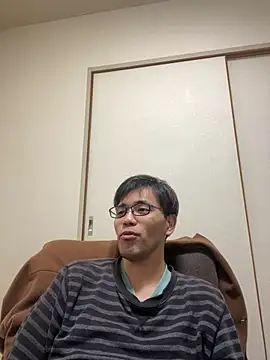 ryusei18570 online show from 02/08/25, 04:14