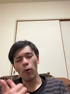 ryusei18570 online show from 02/14/25, 05:57