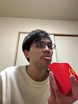 ryusei18570 online show from 02/19/25, 12:22