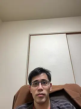 ryusei18570 online show from 03/04/25, 05:45