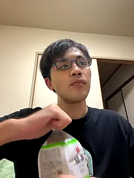 ryusei18570 online show from 09/23/25, 11:35