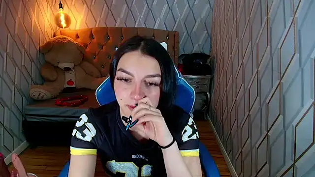 Angelchristix online show from 03/25/26, 01:17