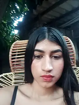 Snapshot of Julix_A chatting on 01/19/25, 11:23 Julix A online show from 01/19/25, 11:23