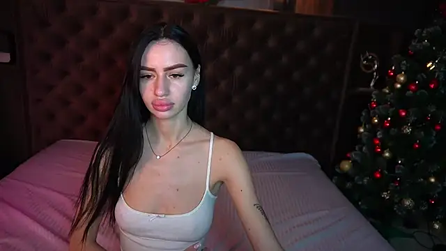 Snow WhiteeeX online show from 12/22/25, 06:43