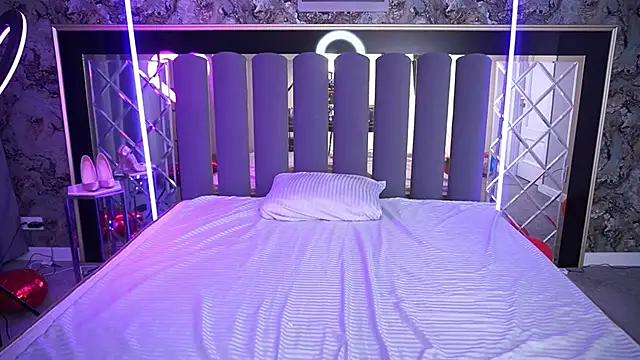 Snow WhiteeeX online show from 03/17/26, 06:39