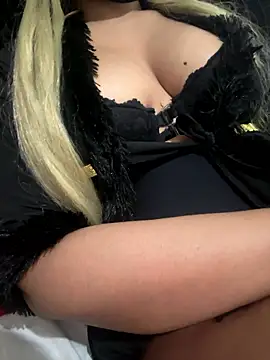 sexy-hadiil online show from 01/11/26, 12:37