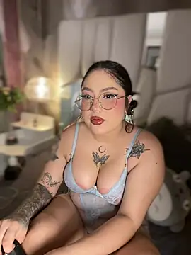 AHRI LEE online show from 12/15/24, 03:02