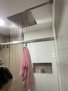 AHRI LEE online show from 02/11/25, 09:46