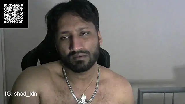 Snapshot of shadthebiguy chatting on 01/11/25, 08:33 shadthebiguy online show from 01/11/25, 08:33