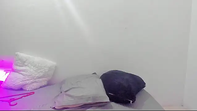 Natasha by online show from 12/24/24, 02:44