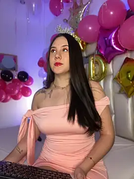Snapshot of _ISABELLA_HOT_ chatting on 04/26/26, 12:36 ISABELLA HOT online show from 04/26/26, 12:36