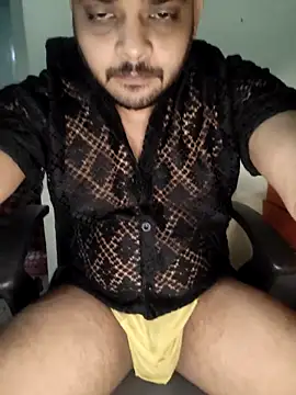 Snapshot of Mr_Handsome_hunk chatting on 10/09/25, 06:39 Mr Handsome hunk online show from 10/09/25, 06:39