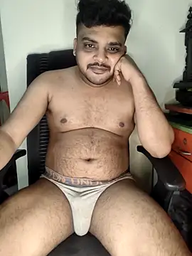 Snapshot of Mr_Handsome_hunk chatting on 10/26/25, 05:41 Mr Handsome hunk online show from 10/26/25, 05:41