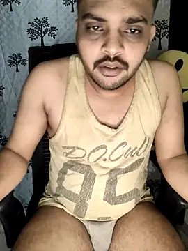 Snapshot of Mr_Handsome_hunk chatting on 11/02/25, 06:43 Mr Handsome hunk online show from 11/02/25, 06:43