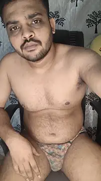 Snapshot of Mr_Handsome_hunk chatting on 11/08/25, 05:56 Mr Handsome hunk online show from 11/08/25, 05:56