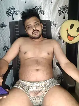 Snapshot of Mr_Handsome_hunk chatting on 11/16/25, 12:44 Mr Handsome hunk online show from 11/16/25, 12:44