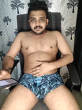 Snapshot of Mr_Handsome_hunk chatting on 11/18/25, 06:12 Mr Handsome hunk online show from 11/18/25, 06:12