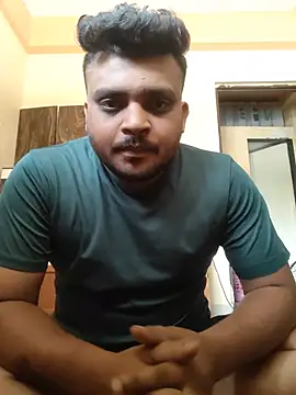 Snapshot of Mr_Handsome_hunk chatting on 06/11/26, 06:00 Mr Handsome hunk online show from 06/11/26, 06:00