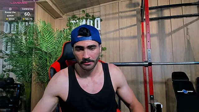 Snapshot of Austin_bolt chatting on 12/03/24, 02:03 Austin bolt online show from 12/03/24, 02:03