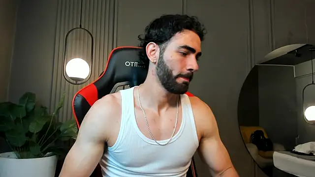 Snapshot of Austin_bolt chatting on 12/27/24, 02:25 Austin bolt online show from 12/27/24, 02:25