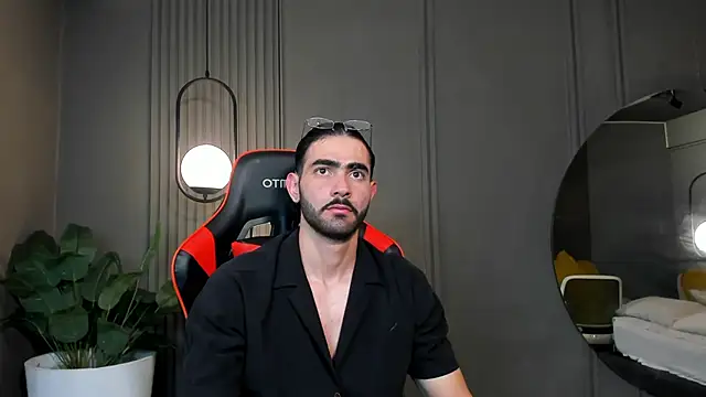 Snapshot of Austin_bolt chatting on 01/15/25, 03:11 Austin bolt online show from 01/15/25, 03:11