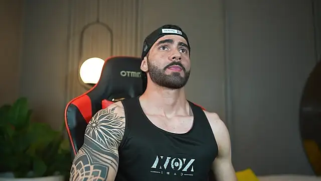 Snapshot of Austin_bolt chatting on 01/19/25, 01:53 Austin bolt online show from 01/19/25, 01:53