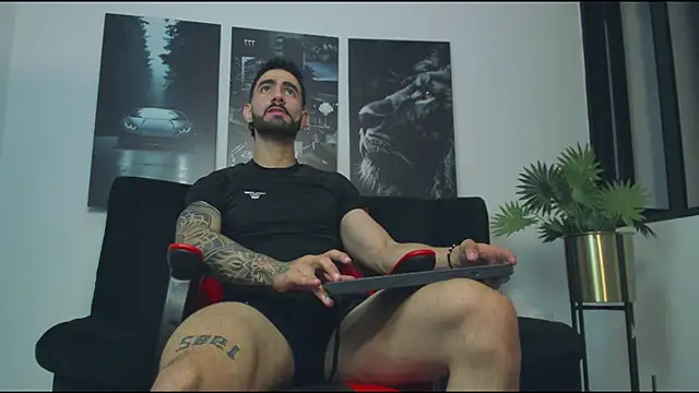 Snapshot of Austin_bolt chatting on 02/21/25, 02:06 Austin bolt online show from 02/21/25, 02:06