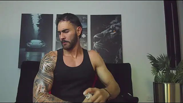 Snapshot of Austin_bolt chatting on 03/12/25, 04:08 Austin bolt online show from 03/12/25, 04:08