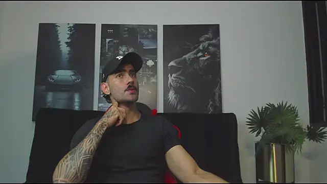 Snapshot of Austin_bolt chatting on 03/14/25, 02:31 Austin bolt online show from 03/14/25, 02:31