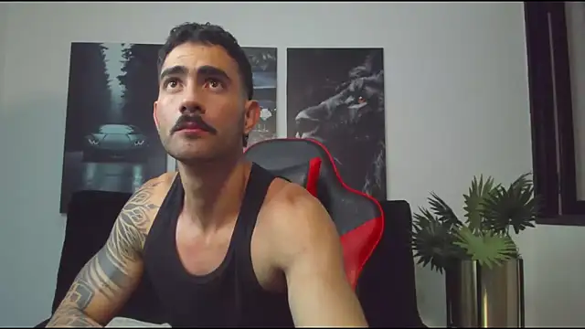 Snapshot of Austin_bolt chatting on 03/15/25, 02:24 Austin bolt online show from 03/15/25, 02:24