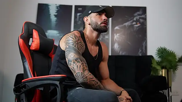 Snapshot of Austin_bolt chatting on 09/11/25, 02:55 Austin bolt online show from 09/11/25, 02:55