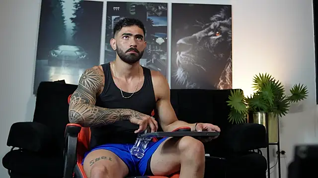 Snapshot of Austin_bolt chatting on 09/14/25, 02:33 Austin bolt online show from 09/14/25, 02:33