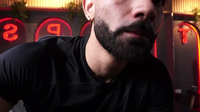 Snapshot of Austin_bolt chatting on 09/28/25, 02:06 Austin bolt online show from 09/28/25, 02:06