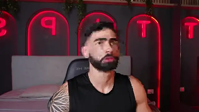 Snapshot of Austin_bolt chatting on 10/17/25, 02:59 Austin bolt online show from 10/17/25, 02:59