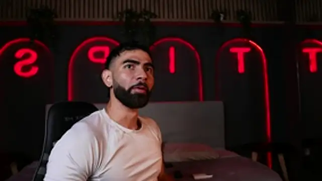 Austin bolt online show from 11/26/25, 02:45