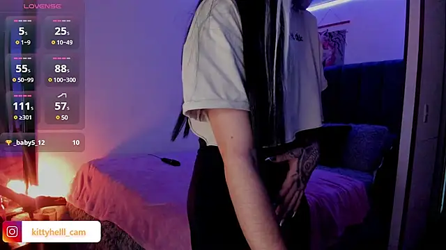 Alice woodville online show from 03/08/25, 04:39