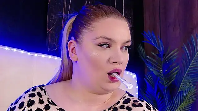 MelanieBrownn online show from 04/22/26, 04:48