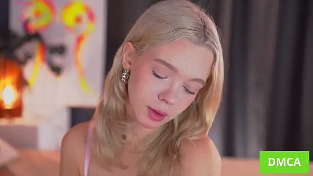  AlinaBailey online show from 10/21/25, 08:48