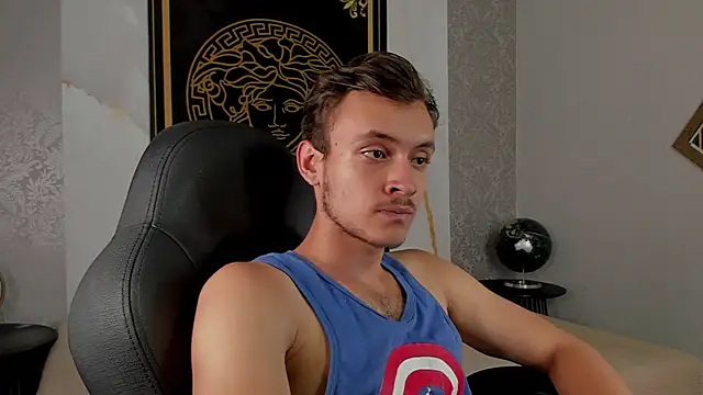 Snapshot of Desmon_Clark chatting on 01/28/25, 09:40 Desmon Clark online show from 01/28/25, 09:40