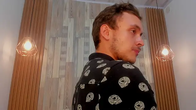 Snapshot of Desmon_Clark chatting on 01/30/25, 07:29 Desmon Clark online show from 01/30/25, 07:29