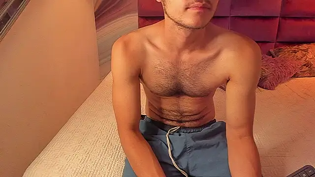 Snapshot of Desmon_Clark chatting on 02/04/25, 10:00 Desmon Clark online show from 02/04/25, 10:00